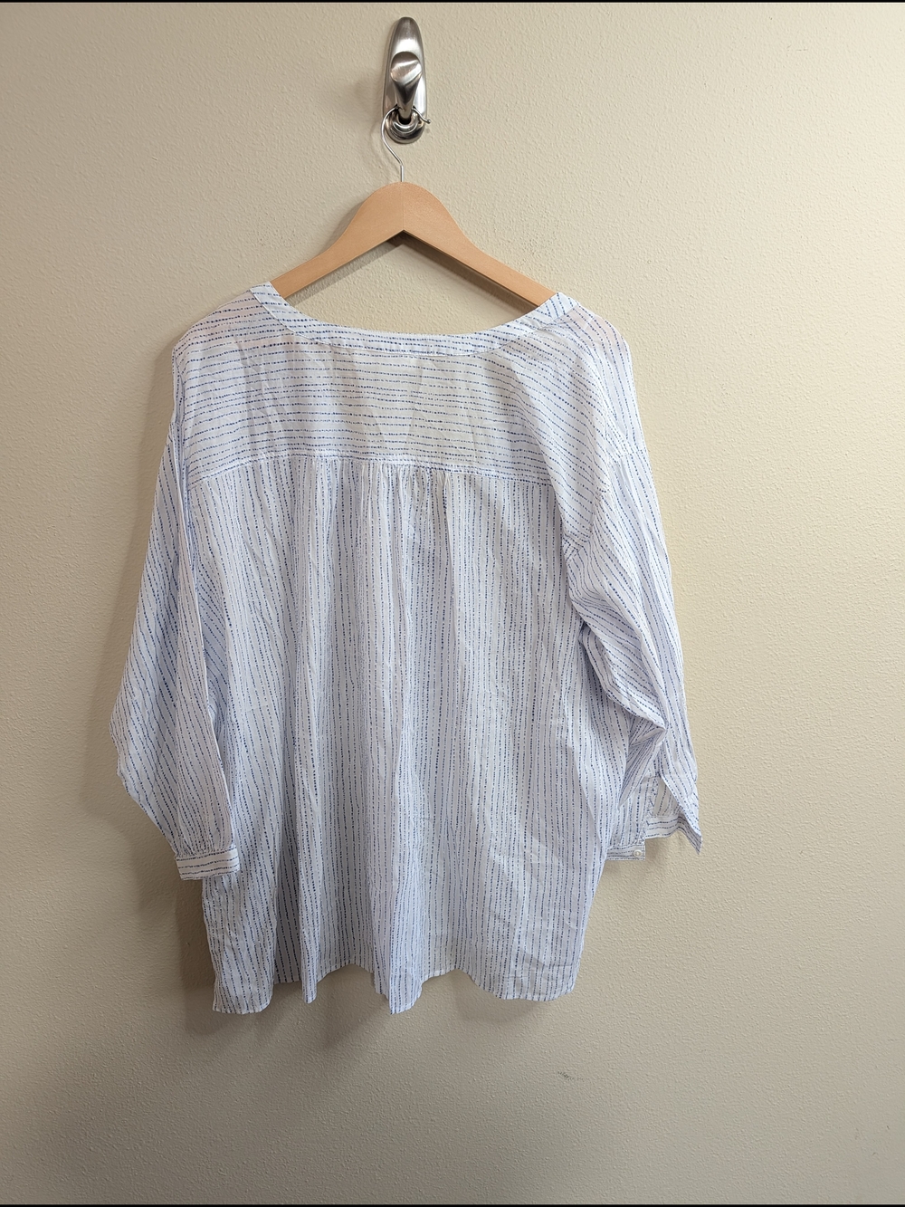 NWT Two by Vince Camuto 3X Blue White Stripe Blouse Cotton Tencel - Picture 6 of 7